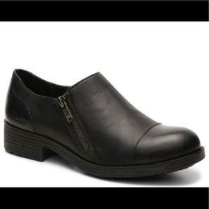 NWOT Women's B.O.C., D'Orleans Low Heel clogs 6.5